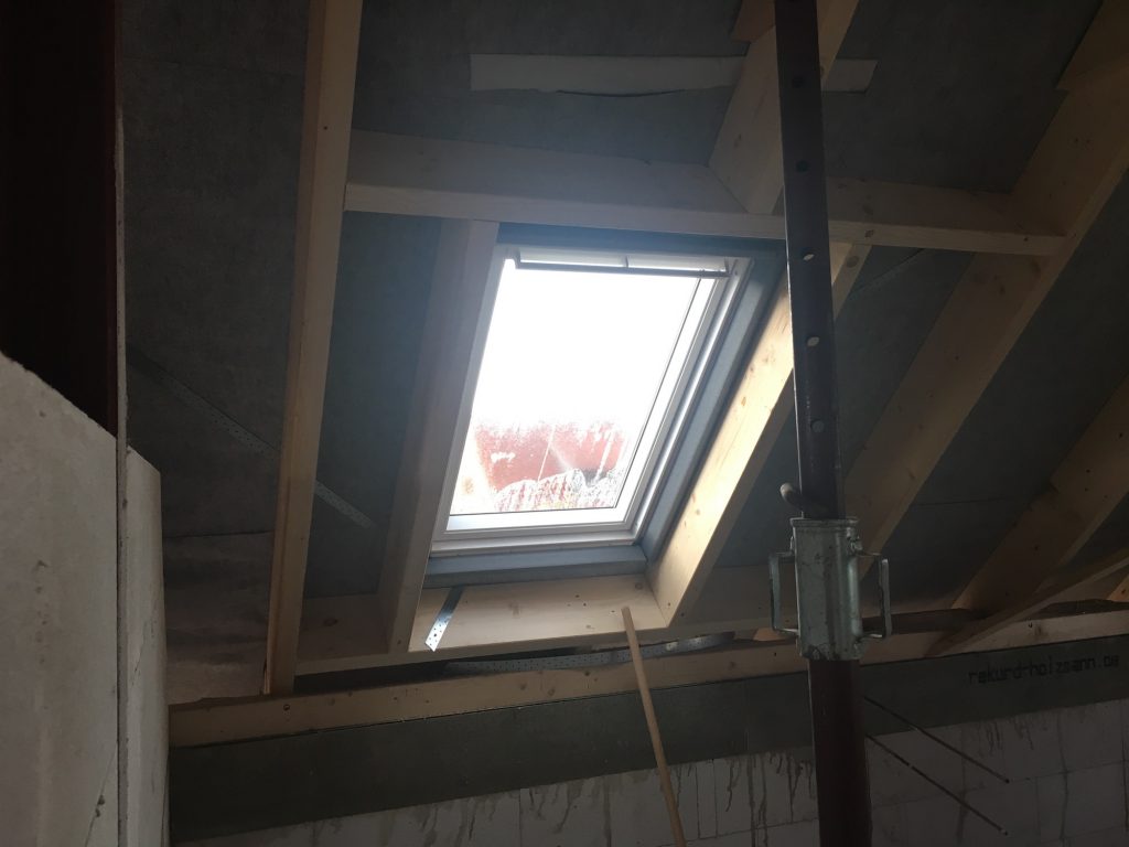 Dachfenster auf der Westseite