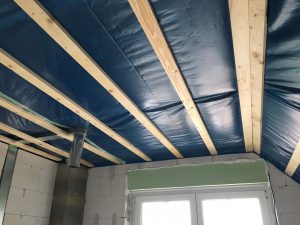 Dampfbremse und Schalung im Bad