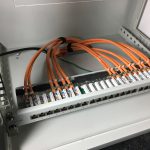 Netzwerkkabel aufgelegt